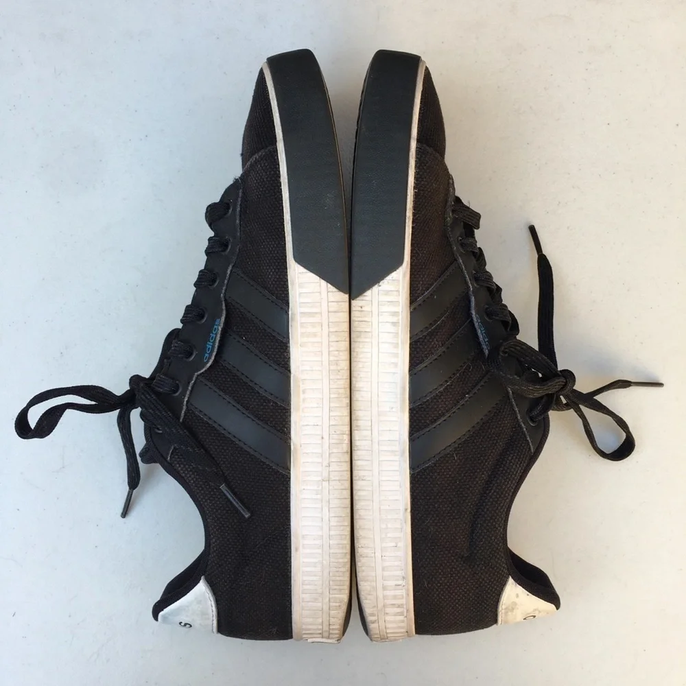 ADIDAS Men’s Sneakers Black Size 11